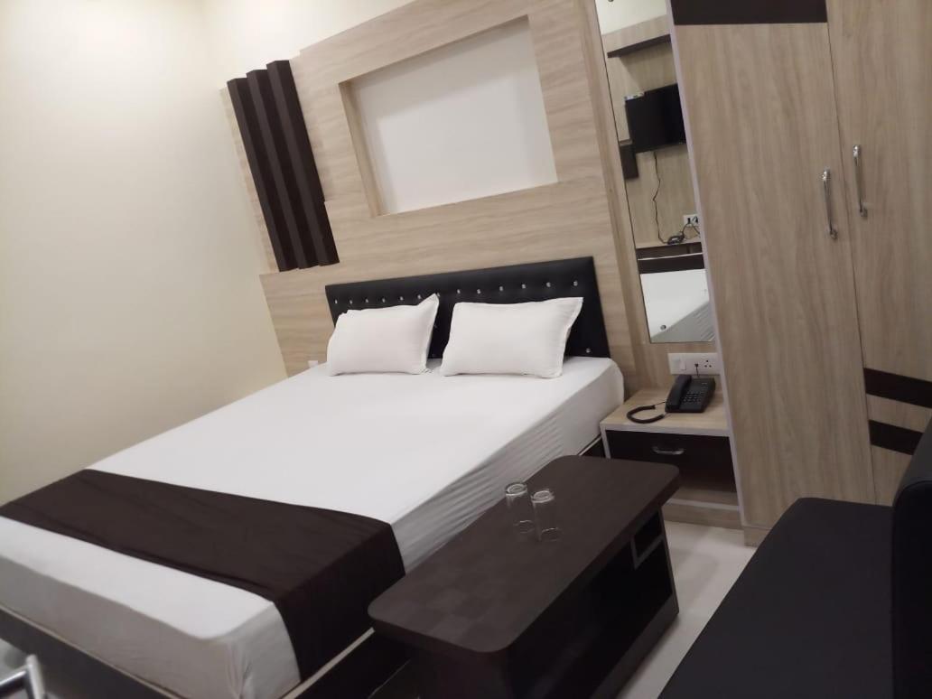 Hotel R K Residency Muzaffarpur Esterno foto